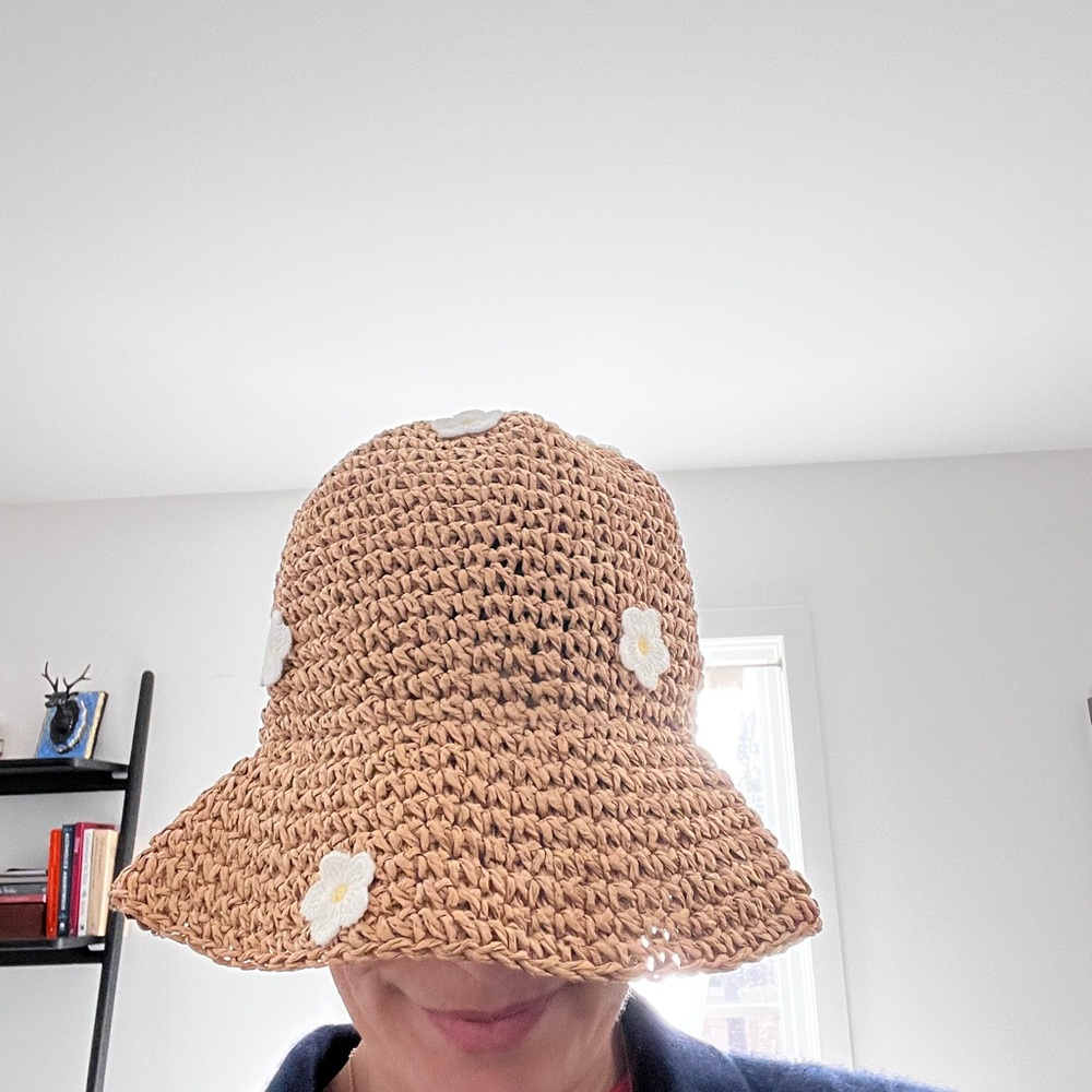 Straw Bucket Hat with Daisies